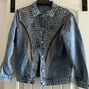 Fancy, no size tag, runs Medium